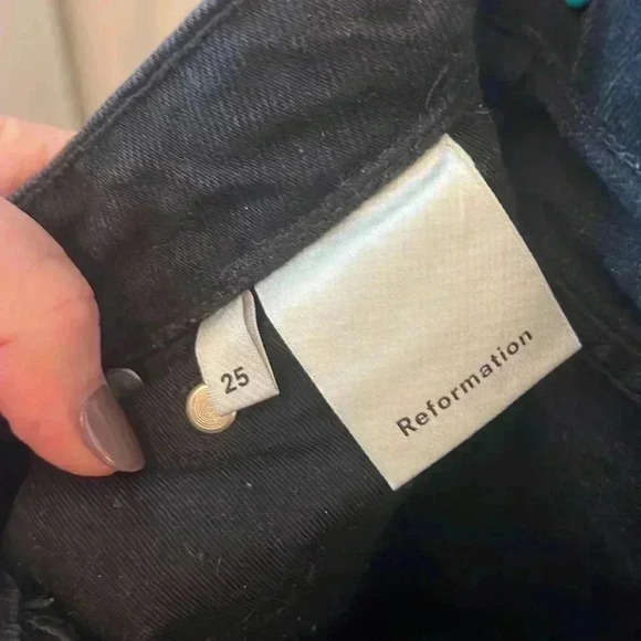 Reformation Cropped Cigarette Jeans-Sz 25 - Picture 5 of 8